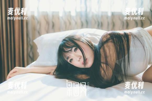 GIRLT果团网 - 在little贝壳喵的镜头下：女孩写真套图述说一个不一样的故事-麦优利