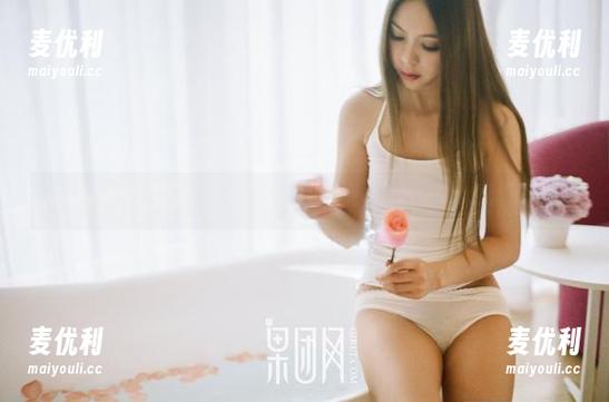 GIRLT果团网 - 最新！龚玥菲粉色系列，资源让你心甘情愿沉沦-麦优利
