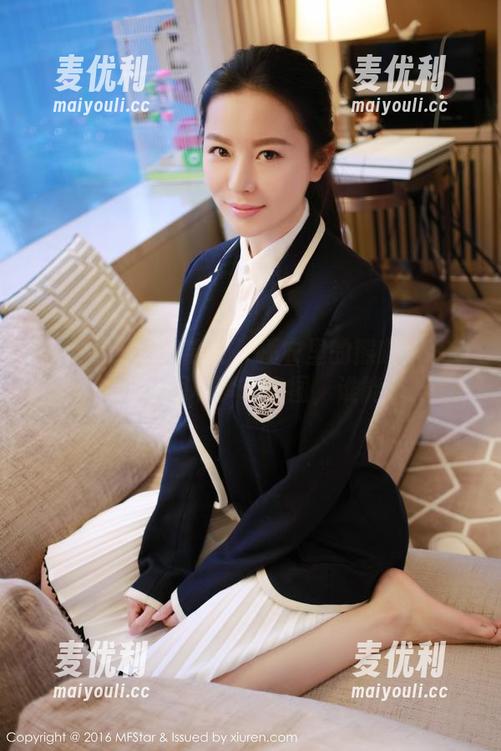 MFStar模范学院 - 睡衣里的熊吖BOBO：满满的美图和梦幻套图，谁能抵挡？-麦优利