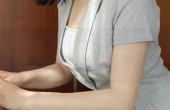 MFStar模范学院 - 韩子萱mm白色写真控必看，免费图片真是个小惊喜！