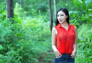 TuiGirl推女郎 - 最具叛逆气息的皮衣女神冯雨芝：原图和图集一同颠覆你的想象！