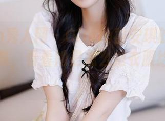 Xiuren秀人网 - Olivia童安琪的礼服：图片合集，看看她是怎么把衣服给穿活的！