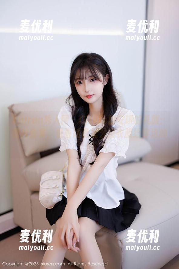 Xiuren秀人网 - Olivia童安琪的礼服：图片合集，看看她是怎么把衣服给穿活的！-麦优利