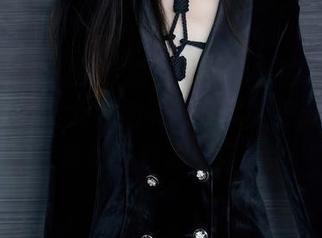 Xiuren秀人网 - 油亮写真背后的秘密：Vetiver嘉宝贝儿的美照其实是靠...好吧，我们先别说那些！