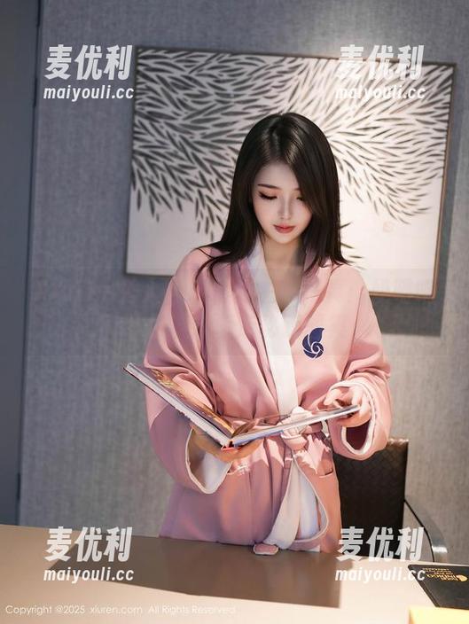 Xiuren秀人网 - 贵州生态写真：奶喵喵带你学妹游走秘籍图集-麦优利