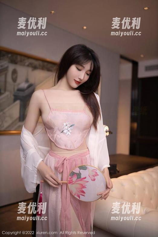 Xiuren秀人网 - 糯美子女仆合集，壁纸的极致享受，点燃你的幻想！-麦优利