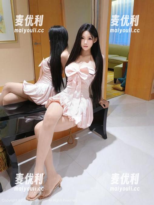 Xiuren秀人网 - 高跟鞋的游戏：陈巧蓓isabella图集带你玩转时尚！-麦优利
