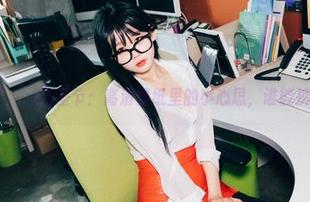 Zia(지아)万圣节：高清壁纸里的小心思，谁能捣鬼？