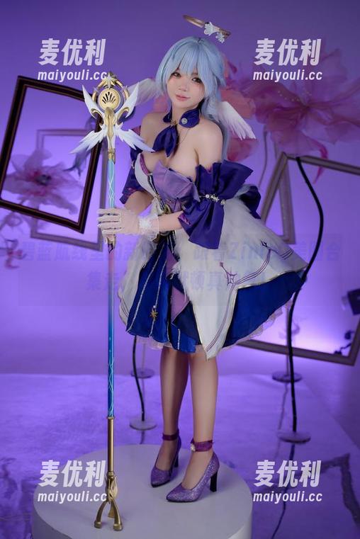 碧蓝航线里的新时尚：跟着ZinieQ美图合集走，布雷默顿真帅气！-麦优利