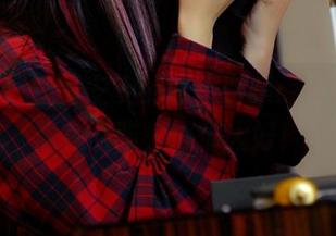 pans - 观看安安的眼镜合集：每一帧都像在偷瞄，心情大好！
