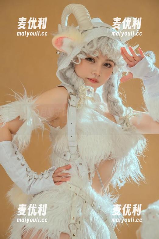 最新！七月喵子的照片展现出伊庇斯·拉的另一面，真是让人震惊。-麦优利