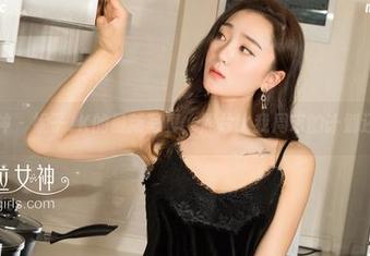 克拉女神 - 妮子JK的最新写真，照片比我周末的计划还精彩！