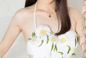 克拉女神 - 璇子在这里！在线分享她的双足斗艳美图，超美的哦！