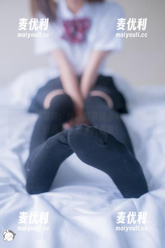 兔玩映画写真：体操服裸腿合集，连兔子都忍不住想多看两眼！-麦优利
