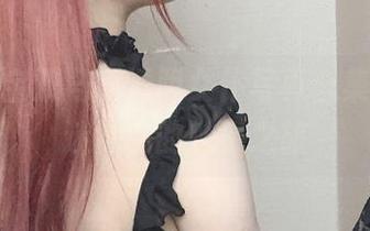 叉子宝宝双马尾透明女仆写真合集，一场迷雾中的魅惑之旅
