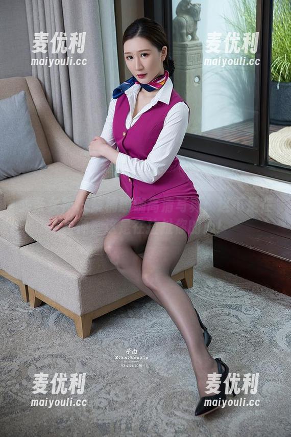 头条女神 - 蔡楠瑜伽高清写真：这不是在拉伸，这是在拉扯你的心！-麦优利