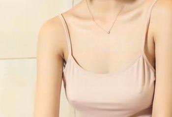 头条女神 - 制服眼镜VS无圣光：语溪的美图让我有点想说些什么...