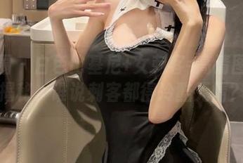 微密圈 - 白色比基尼+女刺客=高清图库大揭秘，谁说刺客都得冷酷无情？