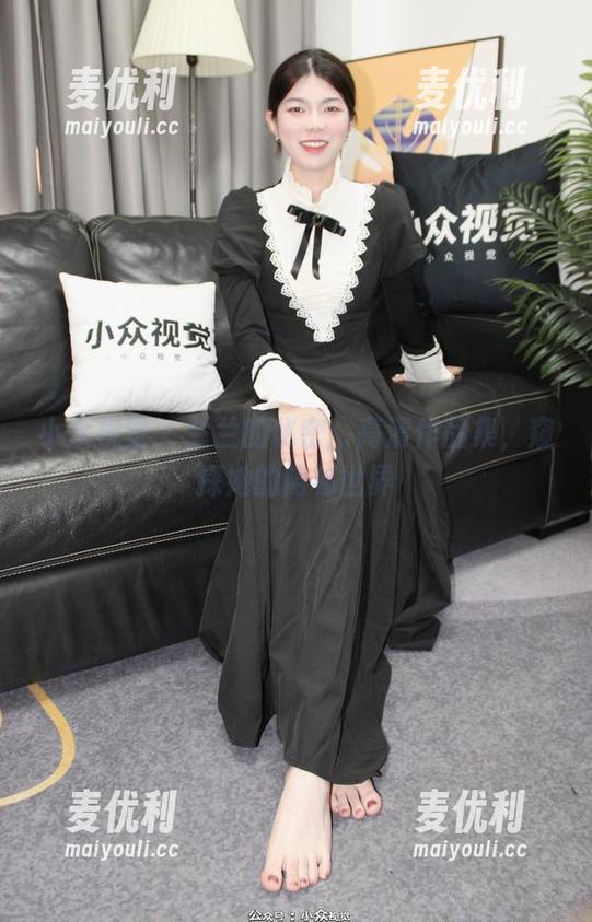 小众视觉 - 兰兰的秘密：高清作品集，窥探她的隐秘世界-麦优利