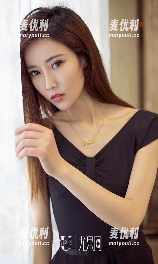 尤果网 - 栗子：教室写真里的那些‘套图’趣事，你不要错过！-麦优利