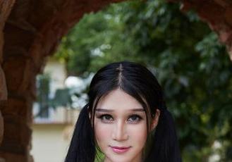 尤物馆 - 探索Amrita贞贞的透明思绪：高清图册里的秘密