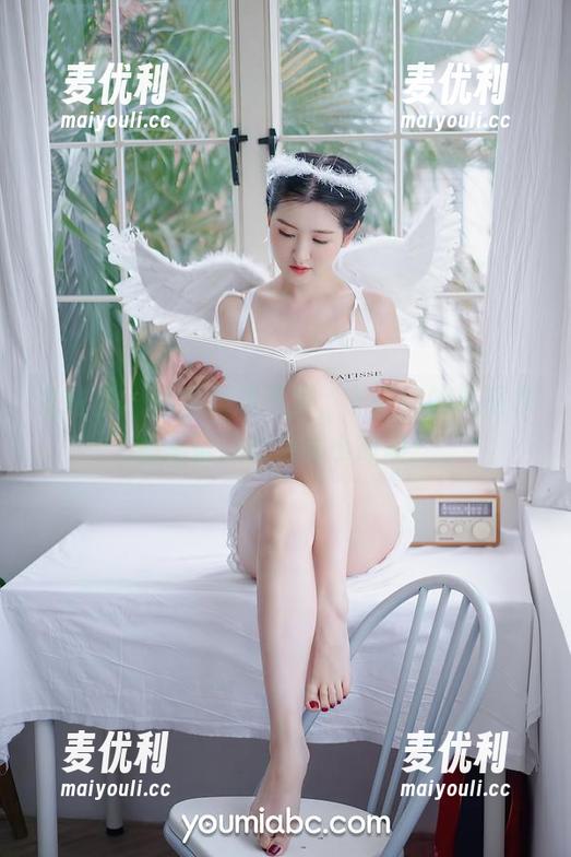 尤蜜荟 - 你绝对想不到，十三姨的礼服作品里蕴藏的隐秘小故事！-麦优利