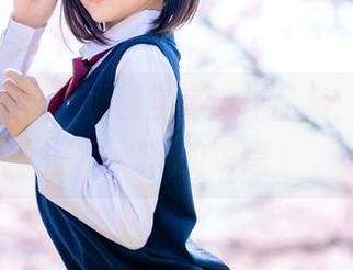 幼爱youmeko镂空高清作品集：在光影间流转的瞬息