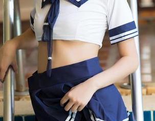 推女神 - 高清作品揭秘：萌琪琪Lrene的泳装，我真是忍不住了！