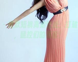 推女郎 - 连欣短裤高清壁纸：打破次元壁，腿控们的福音！