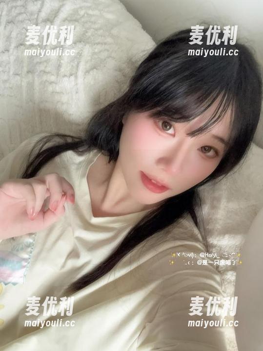 Snapshotsof是一只废喵了：爱发电时期17套写真，肆意绽放的瞬间-麦优利
