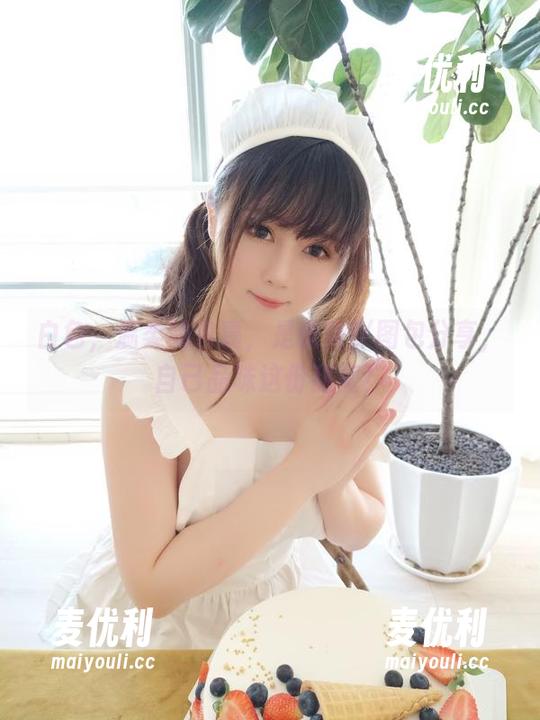 白色，温柔的包裹，是依酱吖图包分享，自己品味这份甜蜜！-麦优利