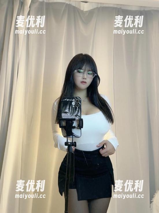 微密圈 - 来吧，刷新你的视野！是可馨吖红色内衣最新资源扑面而来！-麦优利