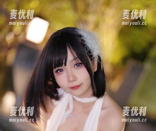 搞怪又美丽：末夜787在黄棚树城的定制图片集-麦优利