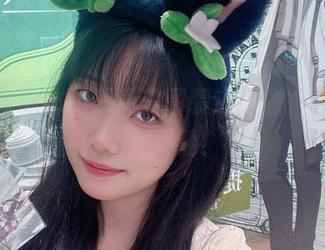 把炸酱沐沐的天使美图装进口袋，轻松下载不费劲！