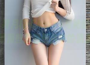爱蜜社 - 绯月樱-Cherry与她的镂空迷雾：探寻那些原图照片中的温柔瞬间