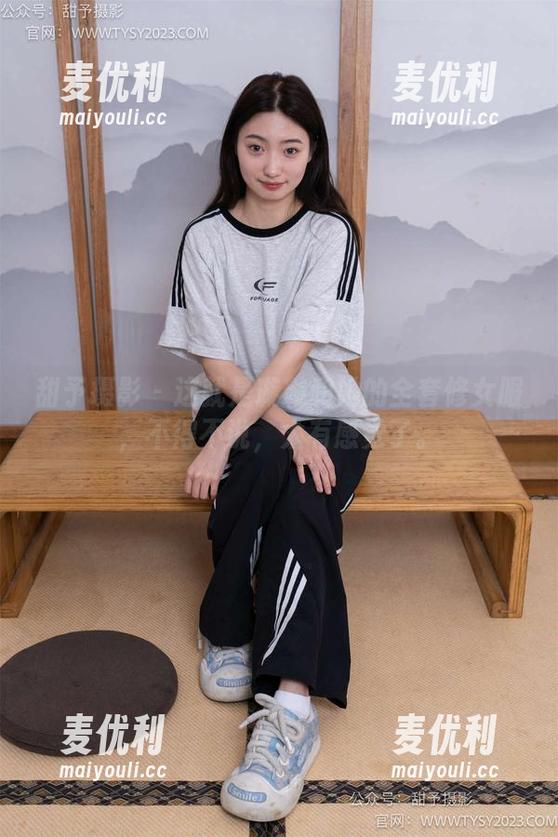 甜予摄影 - 这就是璇璇和她的全套修女服，不得不说，太有感觉了。-麦优利