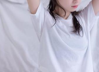 祖木子的私拍日记：白丝邻家女孩的清新合集
