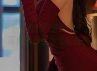 秀人网 - 不一般的校服故事：z杯悠悠的写真图册给你无限想象