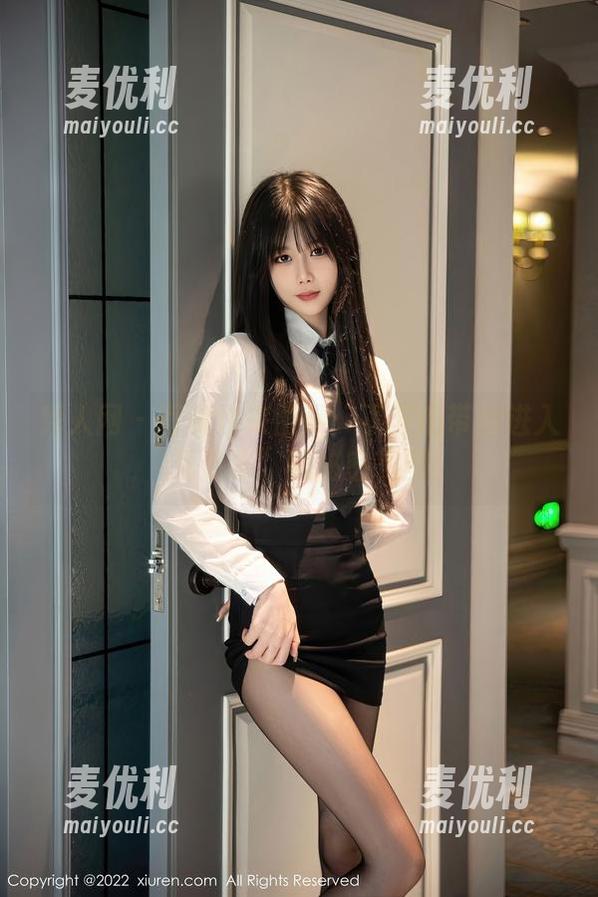 秀人网 - 写真快来围观：丁筱南带你进入“死库水”的秘密花园！-麦优利