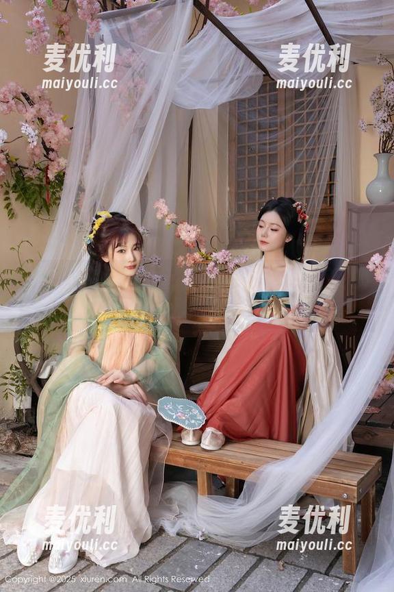 秀人网 - 麦田的私房货：你绝对想不到的红裙作品在网盘-麦优利