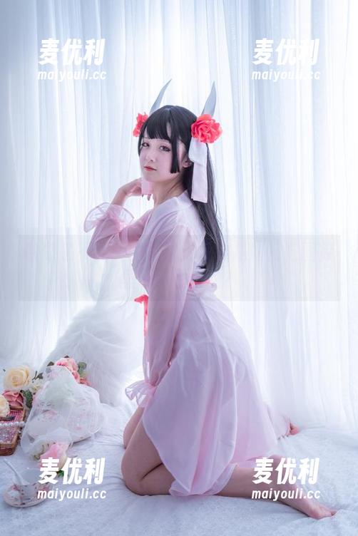 秋楚楚不秃头的写真：女神是如何在图库里玩转光影的？-麦优利