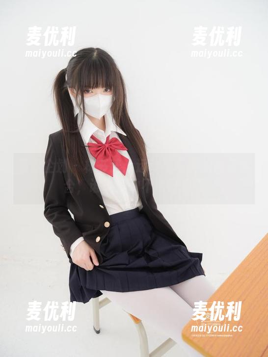 紧急企划 - 林书辞：运动与写真的完美结合，谁说运动不能好看？-麦优利