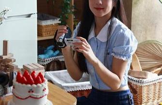 绮梦摄影 - 从子涵的短裤写真看生活：壁纸里的慵懒与活力