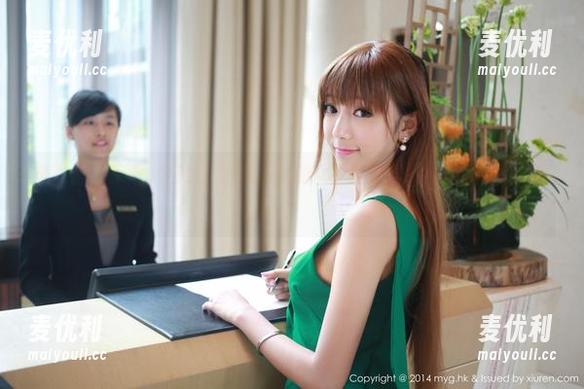 美媛馆 - 来吧，在线直击黄乐然的女王魅力图集，保证你会舔屏！-麦优利