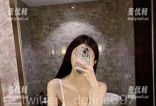 微密圈 - 在线美图更新，脸红Dearie黑白系列让人无法自拔！-麦优利