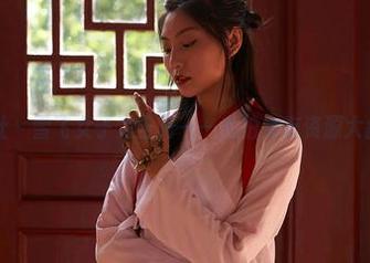 蜜桃社 - 雪飞女子力全开——私拍女友资源大盘点！