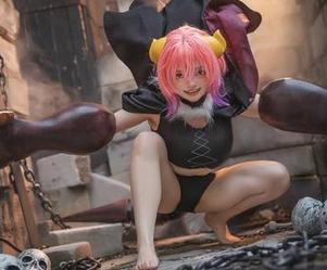 全套阿寨寨ninja夏天写真，让我这个沙滩上的咸鱼也想冲浪！